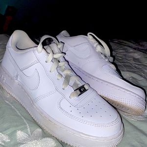 Nike Air Force ones. 5.5 brand new only worn once.